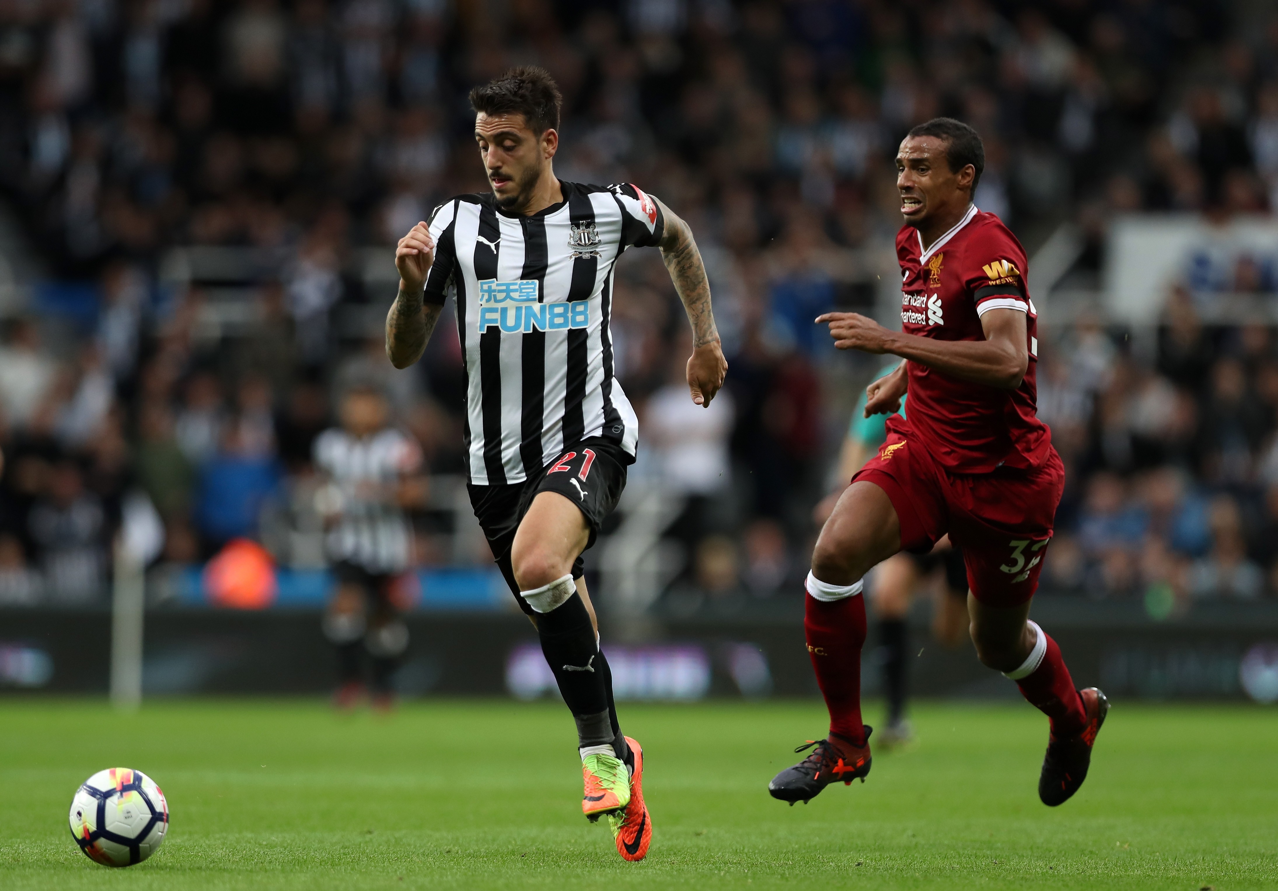 纽卡斯尔联：欧冠赛场的悲喜浮沉录